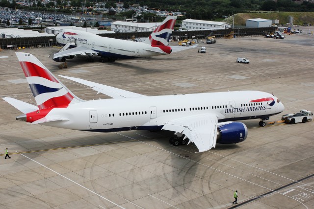 British Airways' first Boeing 787 Dreamliner arrives at London Heathrow on 27 June 2013 - Photo: Jeff Garrish | BA
