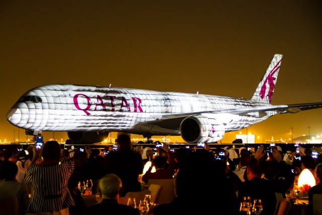 The stunning light show on the A350  Photo: Jacob Pfleger | AirlineReporter