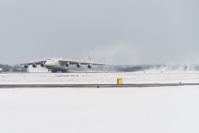 "Touchdown!! The whole landing sequence seemed very slow motion due to the aircraft size Photo: Jacob Pfleger | AirlineReporter "