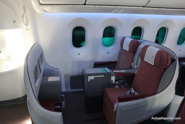 LAN's 787-8 business class product - Photo: David Parker Brown