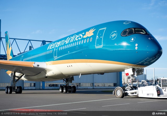 Vietnam Airlines' first Airbus A350 recently rolled out of the paint hangar - Photo: Airbus