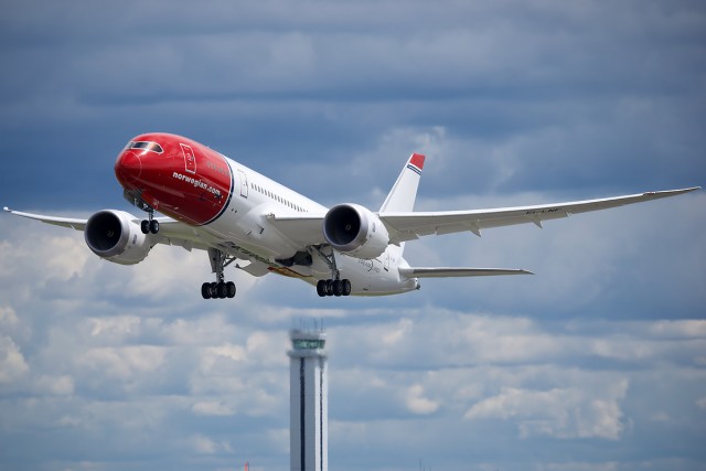 Norwegian uses the 787 on low-cost intercontinental flights. Perhaps Ryanair will as well. Photo - Bernie Leighton | AirlineReporter