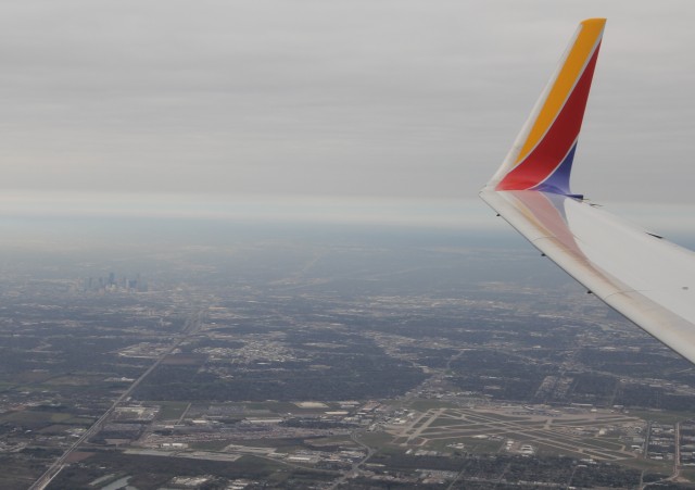 On approach to Houston Hobby International Airport. Emphasis on the International.  Photo: David Delagarza | AirlineReporter