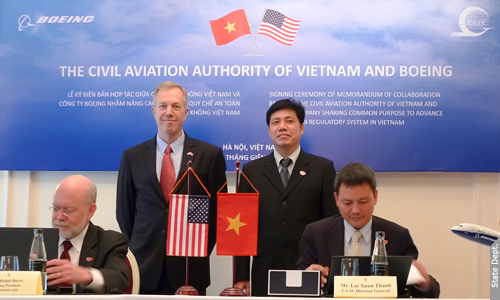 Memorandum of Cooperation signing ceremony between the CAAV and Boeing. Photo source: US Department of State