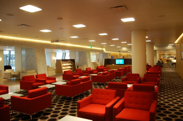 The Qantas First Lounge is open, bright, and airy - Photo: Blaine Nickeson | AirlineReporter