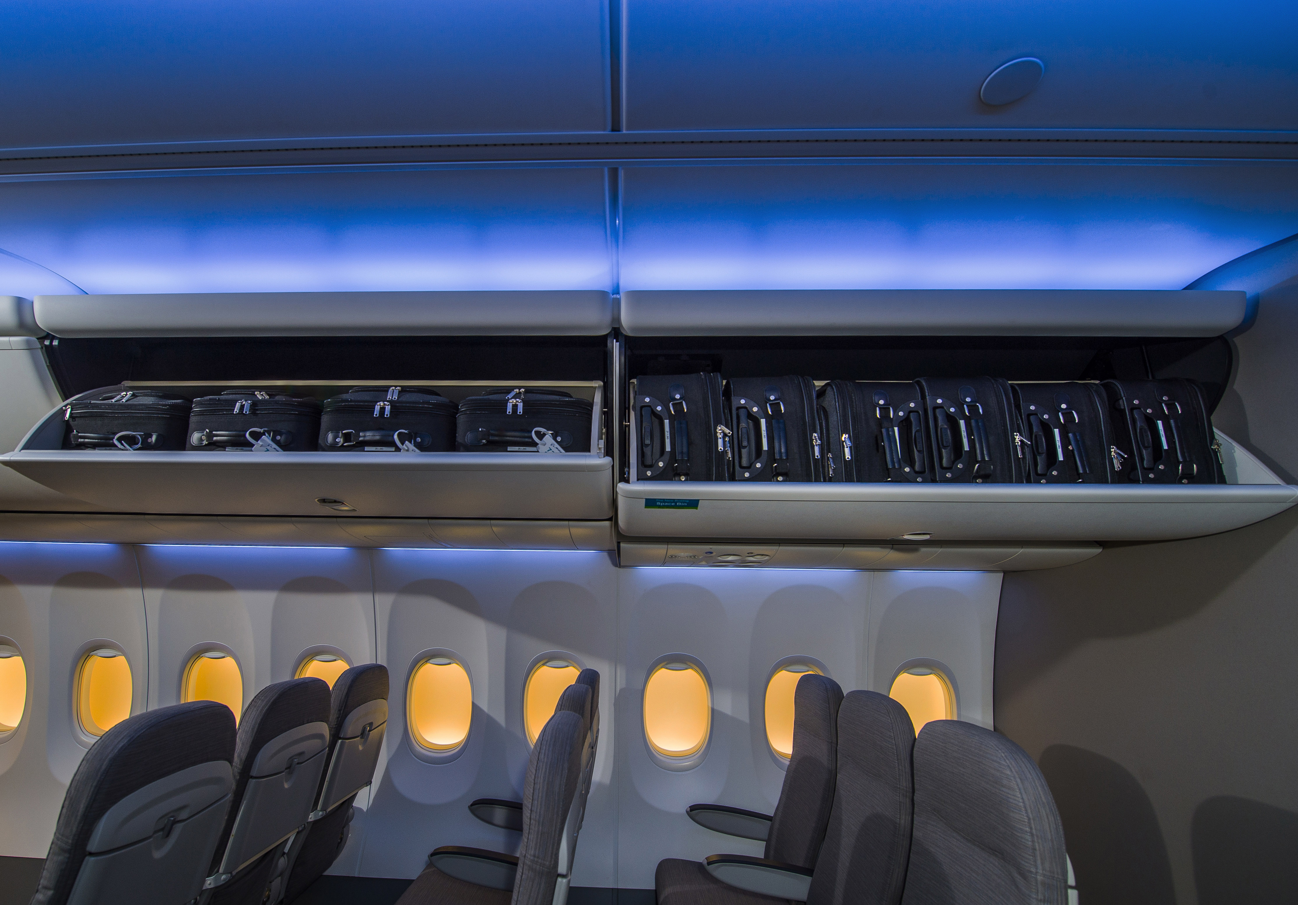 Space Bins in the 737 Configuration Studio - Photo: The Boeing Company