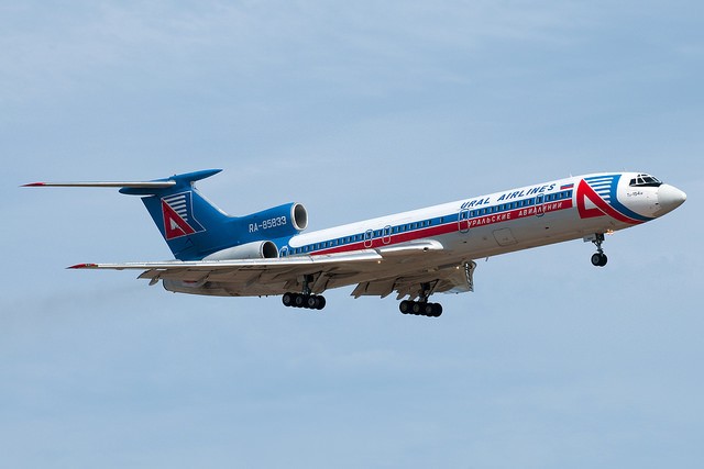 A Ural Airlines Tu-154 in flight - Photo: Bruno Geiger | Flickr CC