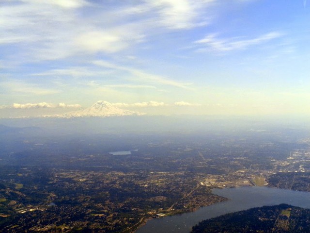 The view of Mount Rainier after taking off from Seattle