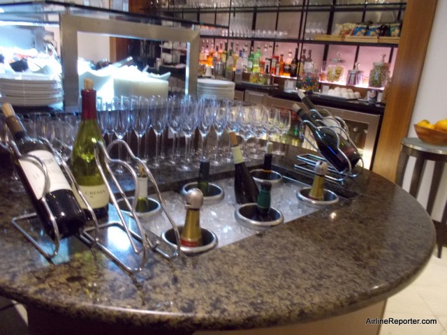 Inside the British Airways Lounge at JFK - Photo: Katka Lapelosová 