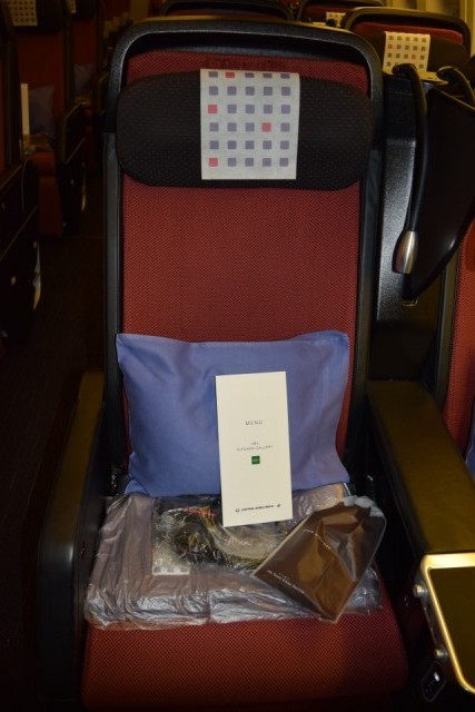 Premium Economy amenities - Photo: Lauren Darnielle