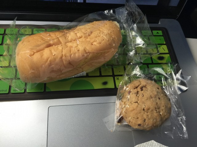 When was the last time you got a sandwich of that quality and a cookie on any short haul economy flight included with the ticket? Photo - Bernie Leighton | AirlineReporter