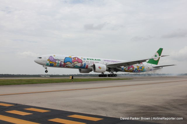 Houston sees its first Hello Kitty EVA Air Boeing 777-300ER 