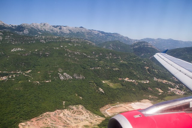 Of course, I actually came here to watch Russian planes, but some people like scenery. - Photo: Jacob Pfleger | AirlineReporter