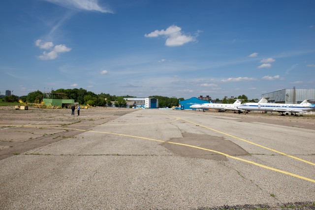 Goodbye Plant 407, next year no one will be able to get near you! - Photo: Bernie Leighton | AirlineReporter