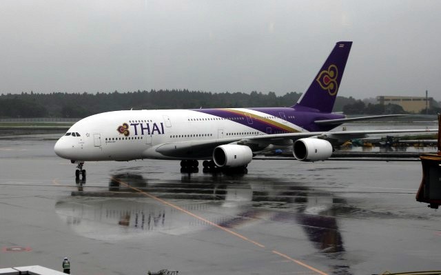 Thai Airways A380 arrives at a rainy Tokyo - Photo: David Delagarza | AirlineReporter