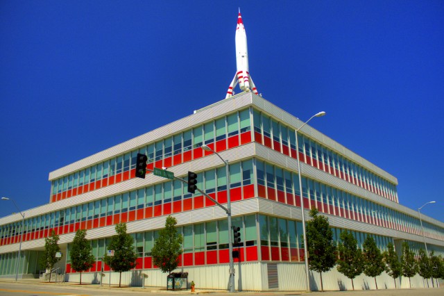 TWA's former HQ in Downtown KC, MO. Photo: David DeHetre (CC BY 2.0)
