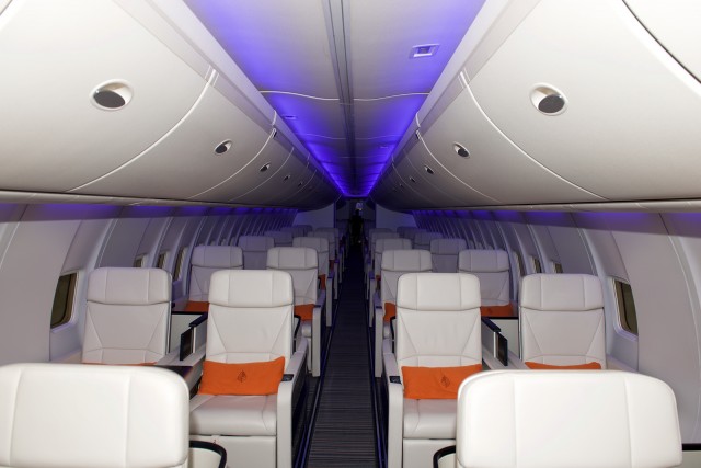 The 52 seat Four Seasons 757 is configured in an open 2-2 configuration - Photo: Bernie Leighton | AirlineReporter