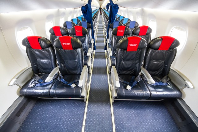 As with most European airlines, the business class seats are identical to thos in economy. Photo: Jacob Pfleger | AirlineReporter 