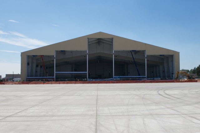 The front of the brand new Aerotec hangar at Grant County International Airport - Photo: Bernie Leighton | AirlineReporter