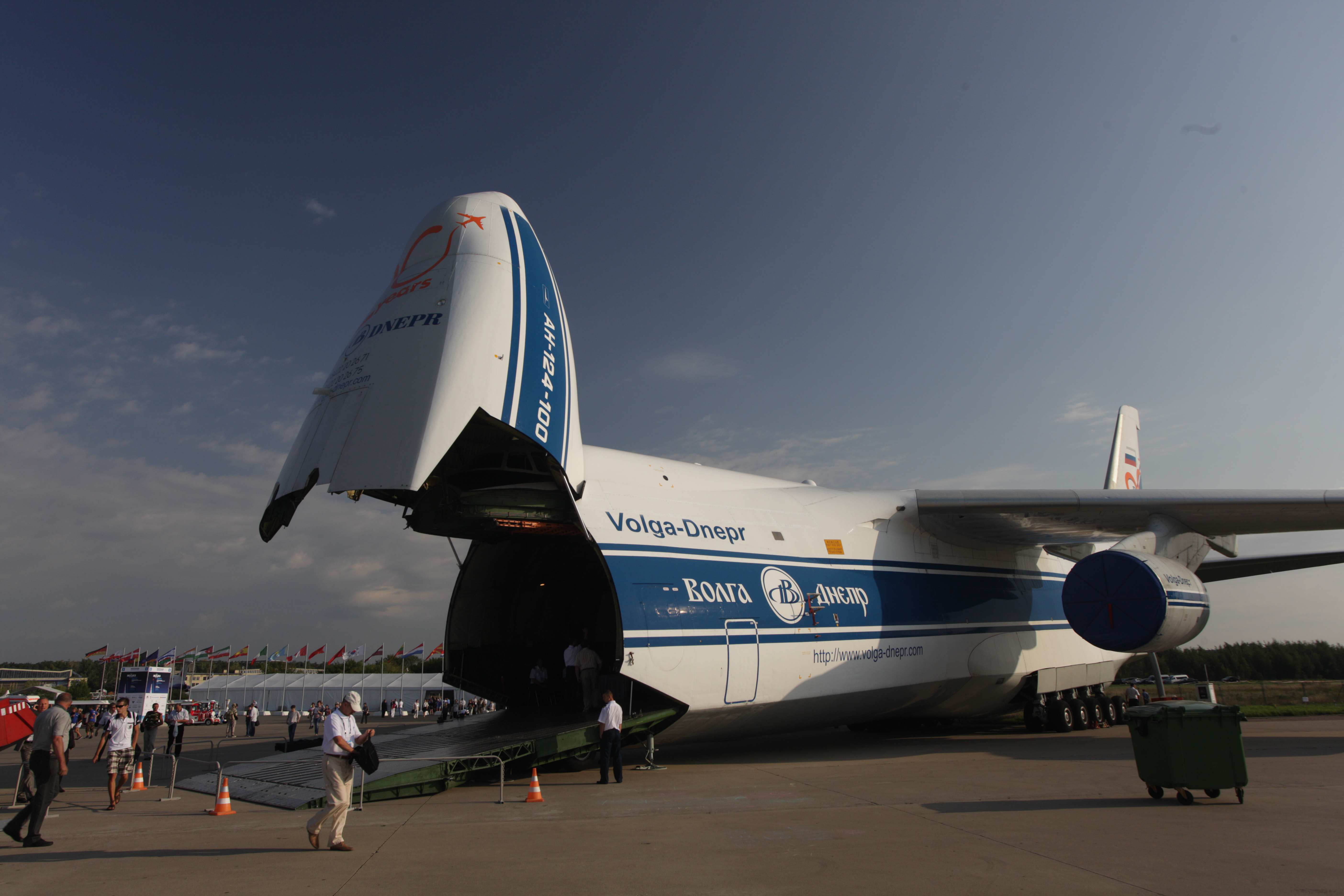 Ан-124 - AirlineReporter : AirlineReporter
