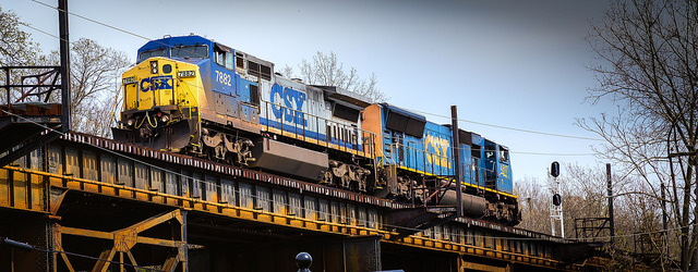 Two CSX locomotives - Photo: Mobilus In Mobili | FlickrCC