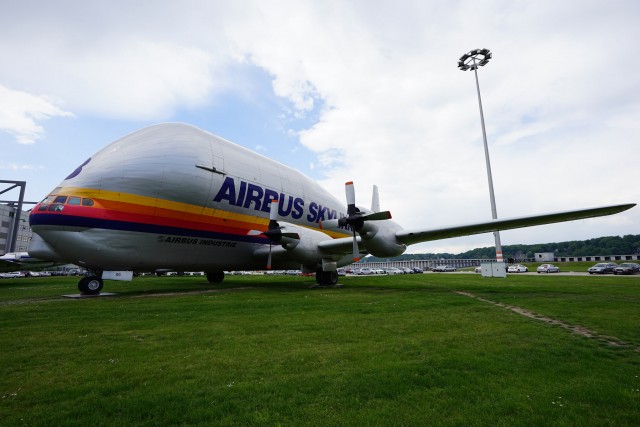 A Super Guppy, created from a Boeing Stratocruiser - Photo: Lutz Blohm | FlickrCC