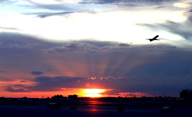 Taking off from Miami - Photo: BlinkView | FlickrCC