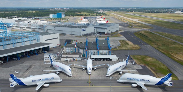 All five Belugas together - Photo: Airbus