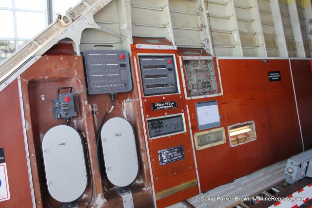 The controls, in the cargo area, of the Beluga