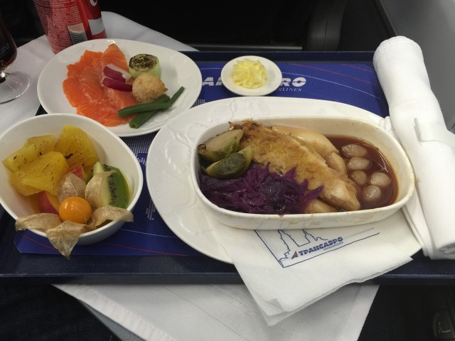 Chicken with mashed potatoes, brussels sprouts, and red cabbage - Photo: Bernie Leighton | AirlineReporter