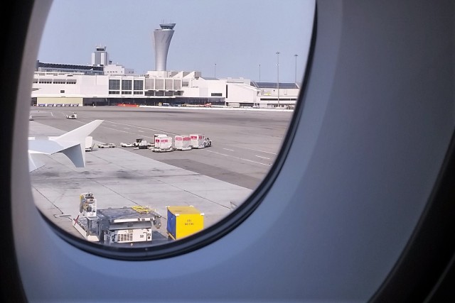 The view of SFO out of an upper deck window of an A380. Notice the larger inner window compared to the smaller outer window. Photo: John Nguyen | AirlineReporter