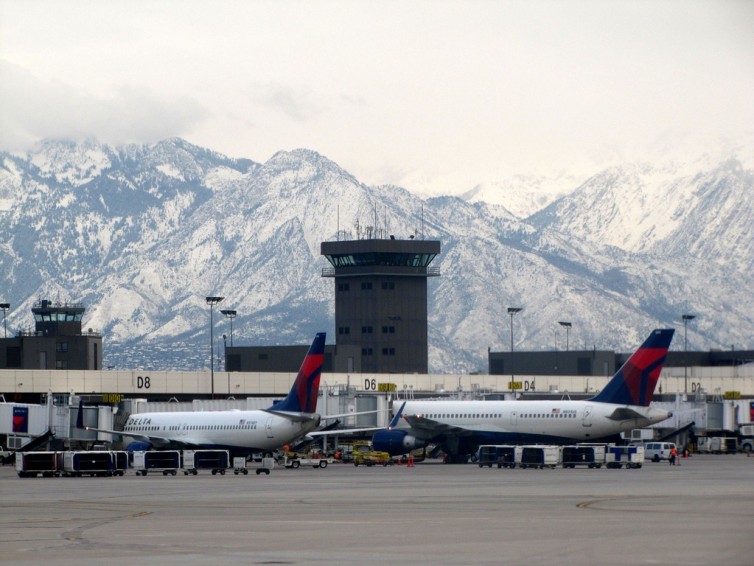 A few Delta birds at SLC - Photo: Daniel Betts | FlickrCC