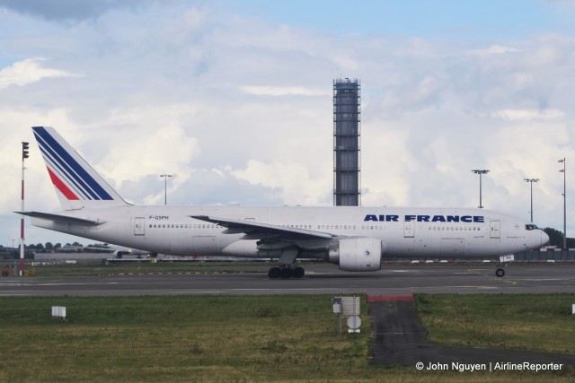 An Air France 777 (F-GSPH) at CDG.