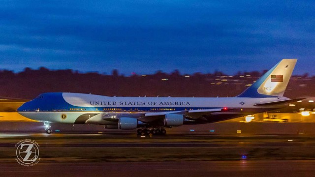Air Force One departing from KBFI in Seattle, Oct. 9, 2015. Photo: Francis Zera | Airline Reporter