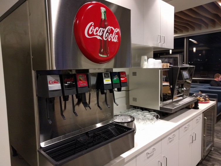 Beverage station for the new Alaska Airlines Board Room at SEA's N Satellite. Photo: Neil Enns | Dane Creek Photography