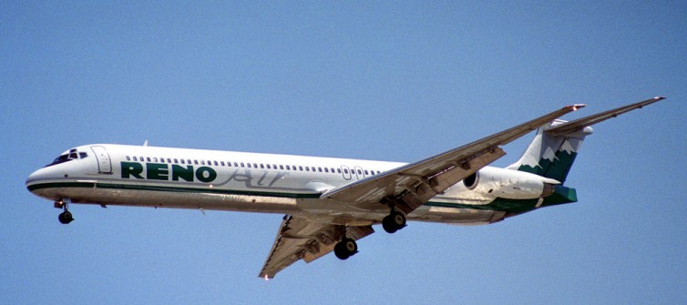 A Reno Air MD-82 (N822RA) taken in 1995 - Photo: Aero Icarus | FlickrCC