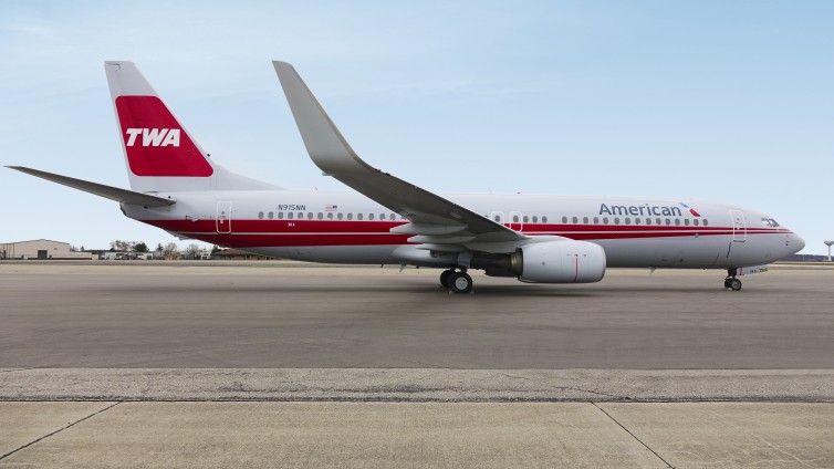 A classic TWA livery on an American Airlines Boeing 737 - Photo: American Airlines