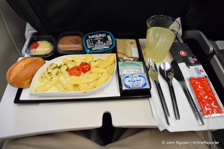 Economy meal on Turkish: creamy rosemary pasta.