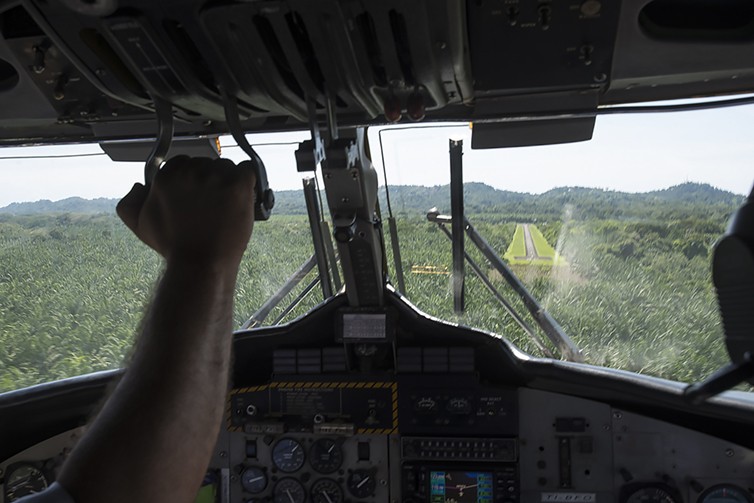 Short final for La Managua Airport, Quepos, Costa Rica - Photo: Daniel T Jones