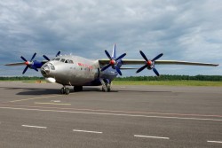 Antonov An-12