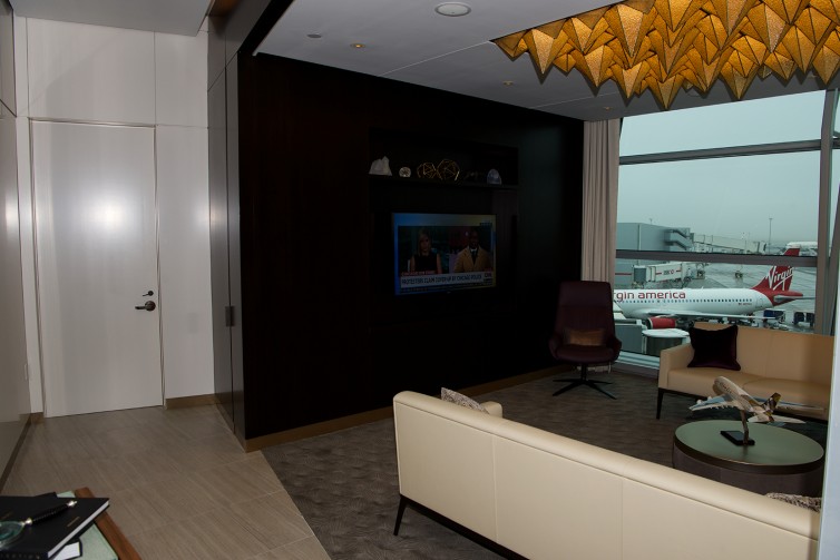 The Residence Lounge features its own large television, dining area, prayer room, and shower - Photo: Bernie Leighton | AirlineReporter