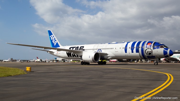 ANA"s Star Wars Dreamliner in Sydney