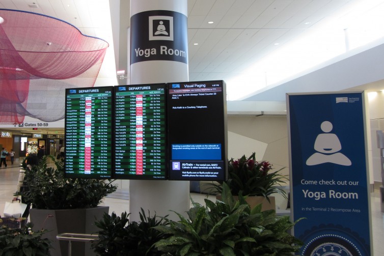 Yoga room at the airport - Photo: Mike Procario | FlickrCC