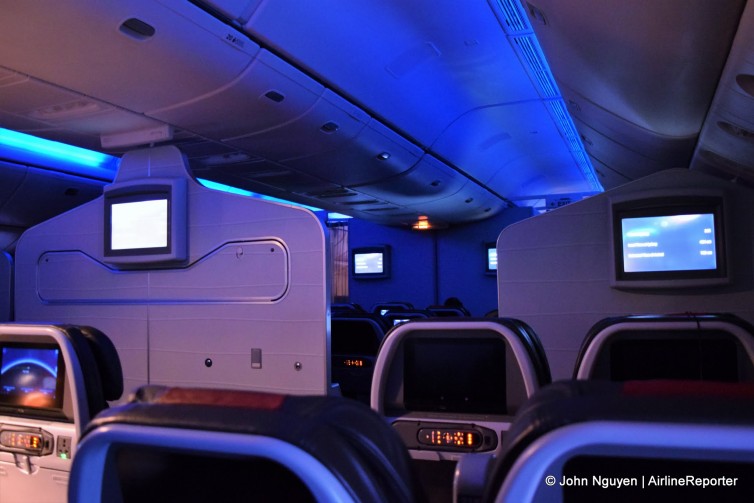 Sleepytime LEDs on board American's 777-300ER.