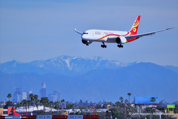 Hainan's inaugural flight, operated by a Boeing 787-8 (B-2739), from Changsha to Los Angeles on final approach.