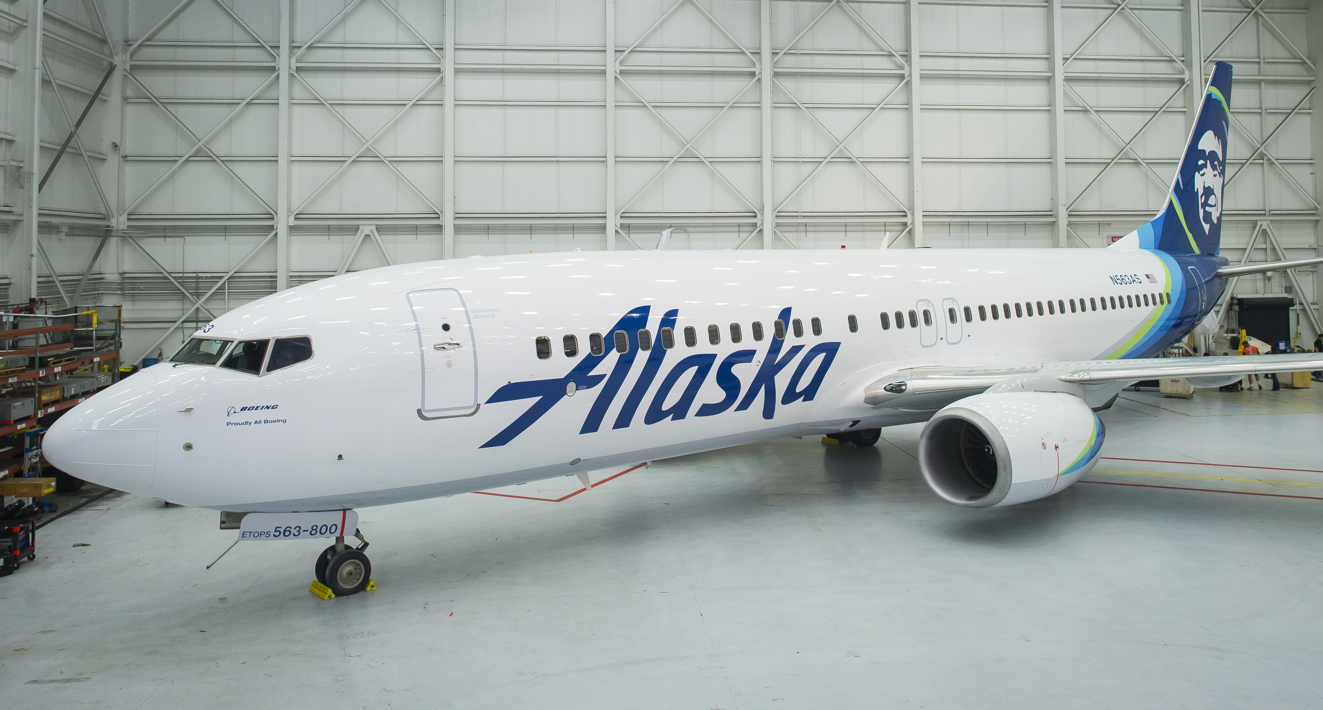 Better lighting of new livery - Photo: Alaska