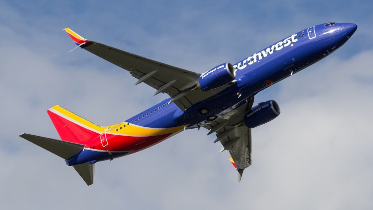 A Southwest Boeing 737-800 - Photo: Woodyaeroimages | FlickrCC