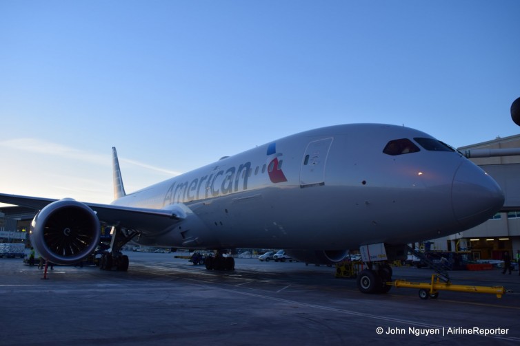 The sun sets on an American Boeing 787-8 (N812AN) at LAX