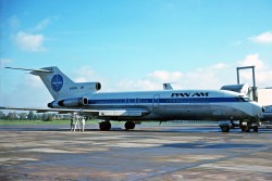 Pan Am 727 - Photo: Ken Fielding