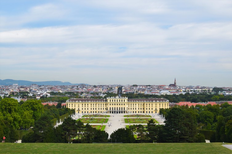 Overlooking the Schonbrunn Palace and the Vienna skyline. Photo: John Nguyen | AirlineReporter